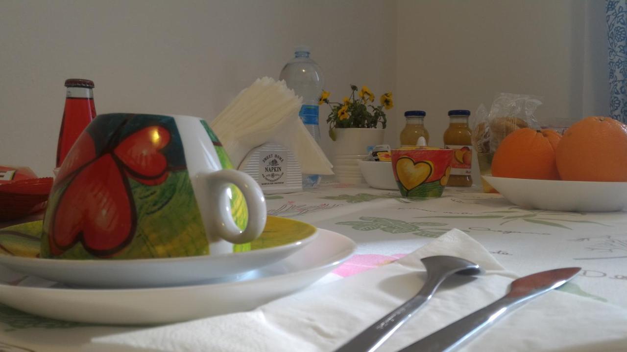 B&B Il Borghetto カルデラーラ・ディ・レーノ エクステリア 写真